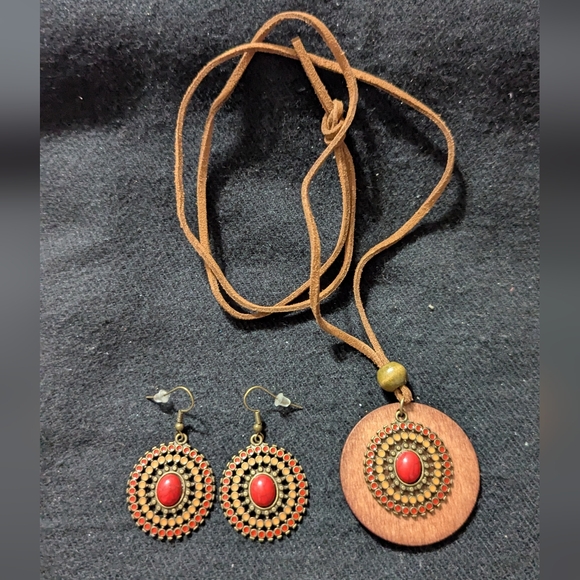 Bohemian Red and Brown Pendant Necklace and Earring Set - Picture 1 of 5